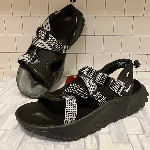 NIKE(ナイキ)のナイキ　NIKE レディースサンダル　黒サンダル　ブラックサンダル　 レディースの靴/シューズ(サンダル)の商品写真