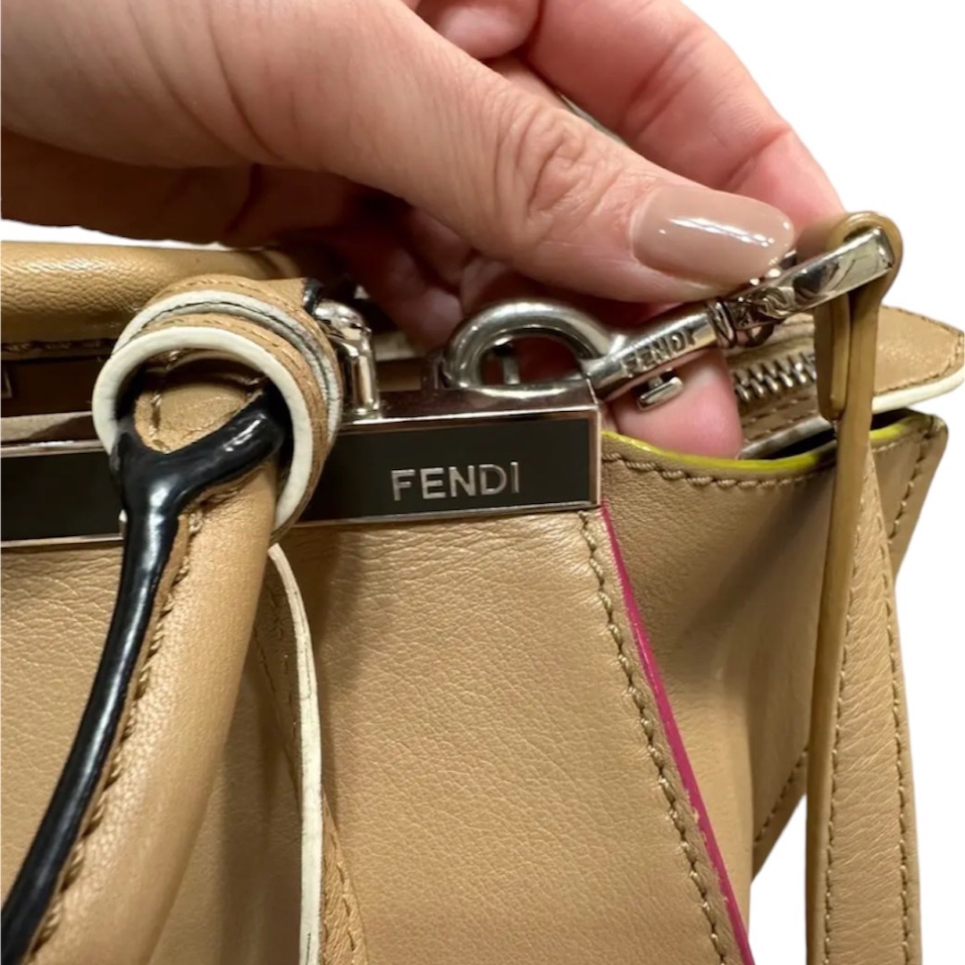 ハンドル34cmお値下げ中【ヴィンテージ】FENDI フェンディ レザーハンドバッグ