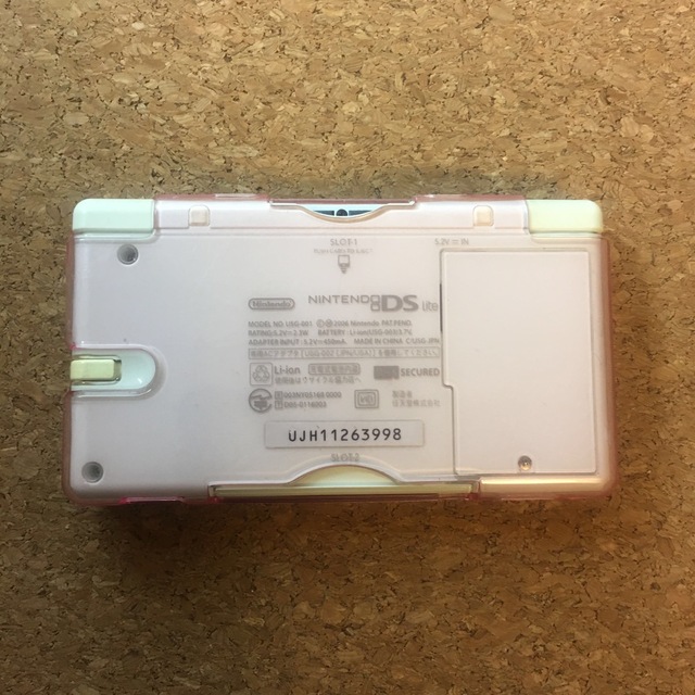 ニンテンドーDS(ニンテンドーDS)のDS lite 保護ケース　クリアピンク エンタメ/ホビーのゲームソフト/ゲーム機本体(携帯用ゲーム機本体)の商品写真