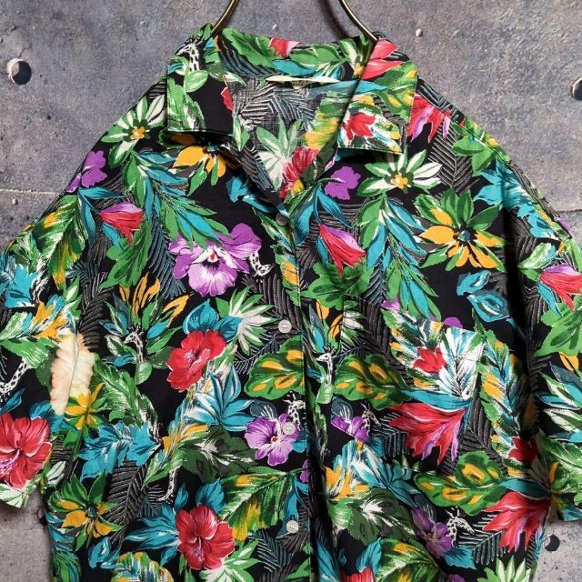 レディース ヴィンテージ アロハシャツ 花柄 貝ボタン レディースのトップス(シャツ/ブラウス(半袖/袖なし))の商品写真