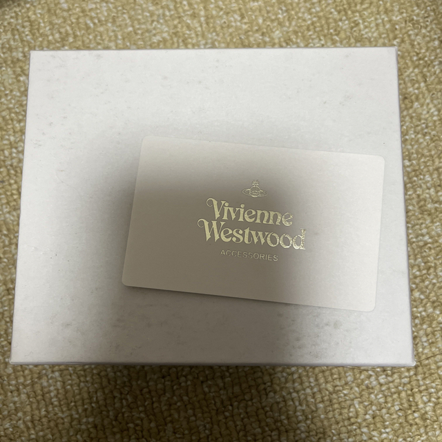 Vivienne Westwood(ヴィヴィアンウエストウッド)のVivienne Westwood 二つ折財布 レディースのファッション小物(財布)の商品写真