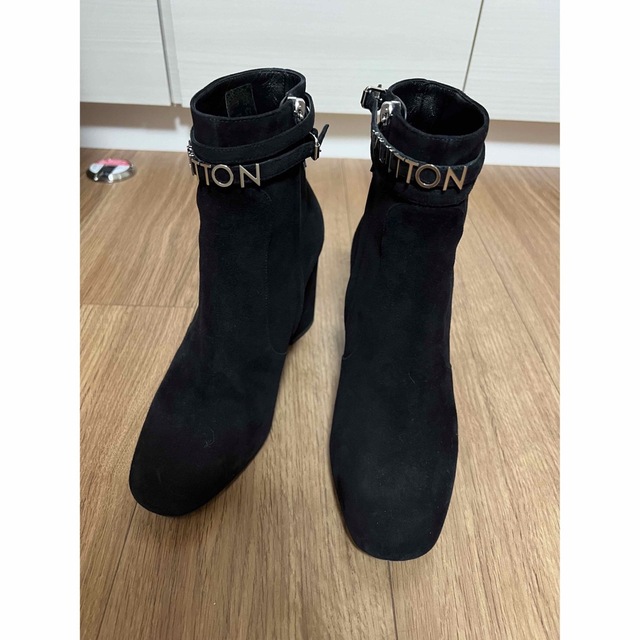 直営店に限定 LOUIS VUITTON - LOUISVUITTON ブーツ ブーツ - udn.or.ug