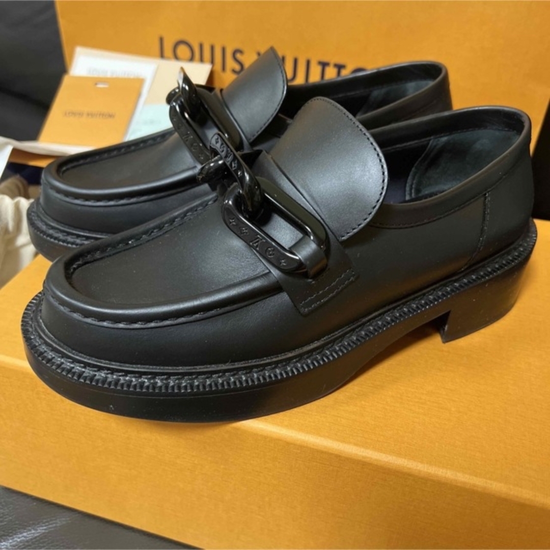 LOUIS VUITTON(ルイヴィトン)のルイヴィトン レディース ローファー  37.5 レディースの靴/シューズ(ローファー/革靴)の商品写真