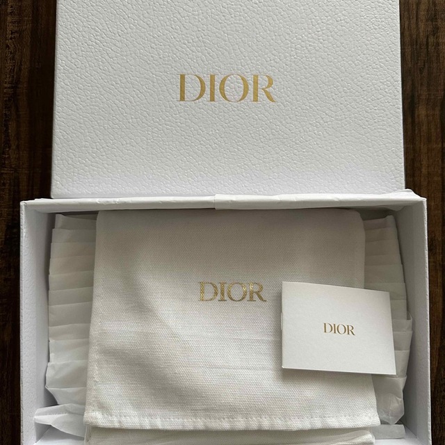 Christian Dior(クリスチャンディオール)のDior 30 MONTAIGNE チョーカー 新品未使用 レディースのアクセサリー(ネックレス)の商品写真