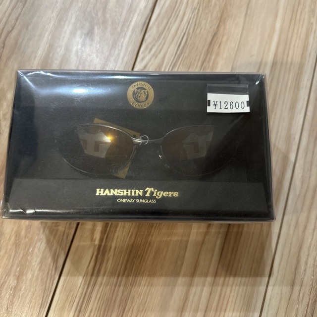 阪神タイガース(ハンシンタイガース)の阪神タイガースのサングラス メンズのファッション小物(サングラス/メガネ)の商品写真