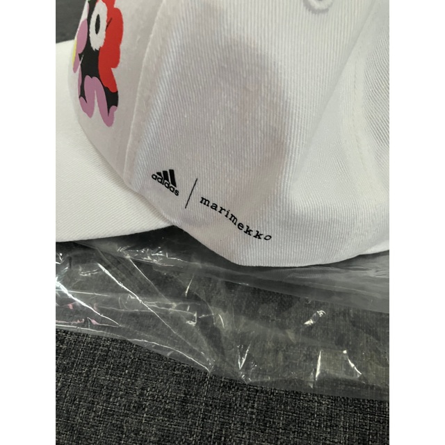 adidas(アディダス)の新品　アディダス マリメッコ キャップ OSFZ レディースの帽子(キャップ)の商品写真