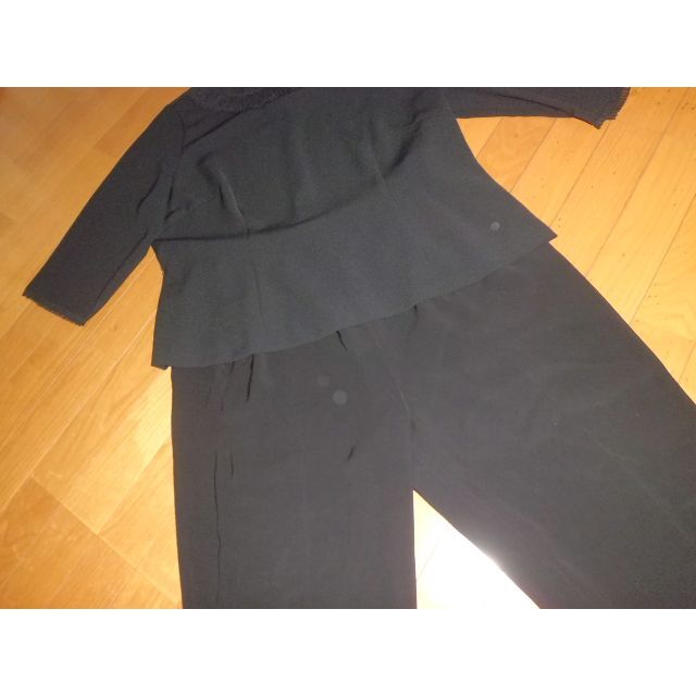 大きめサイズ 23AR ゆったりサイズ　簡易喪服  ブラックフォーマルウエア レディースのフォーマル/ドレス(礼服/喪服)の商品写真