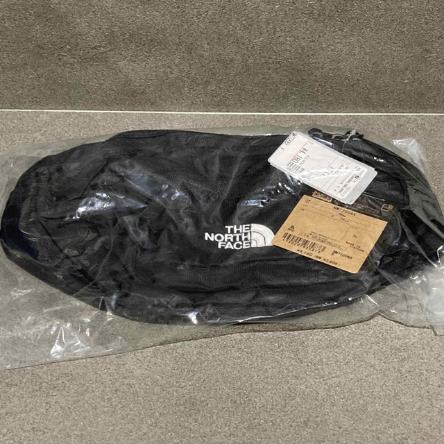 THE NORTH FACE(ザノースフェイス)の【新品】ノースフェイス バッグ  RHEA NM72206X メンズのバッグ(ウエストポーチ)の商品写真