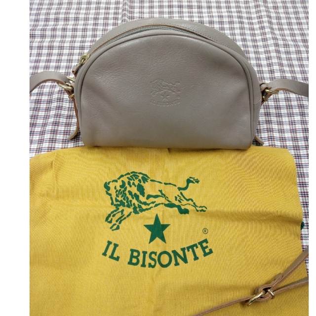 IL BISONTE(イルビゾンテ)ハーフムーンショルダーバッグ