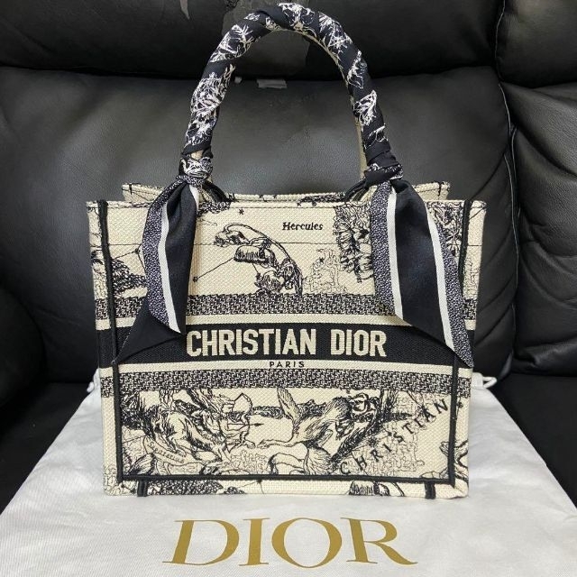 Dior ブックトートバッグ スモール ゾディアック星座クリスチャン