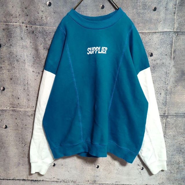 SUPPLIER BICOLOR LOGO CREW SWEAT　オーバーサイズ レディースのトップス(トレーナー/スウェット)の商品写真