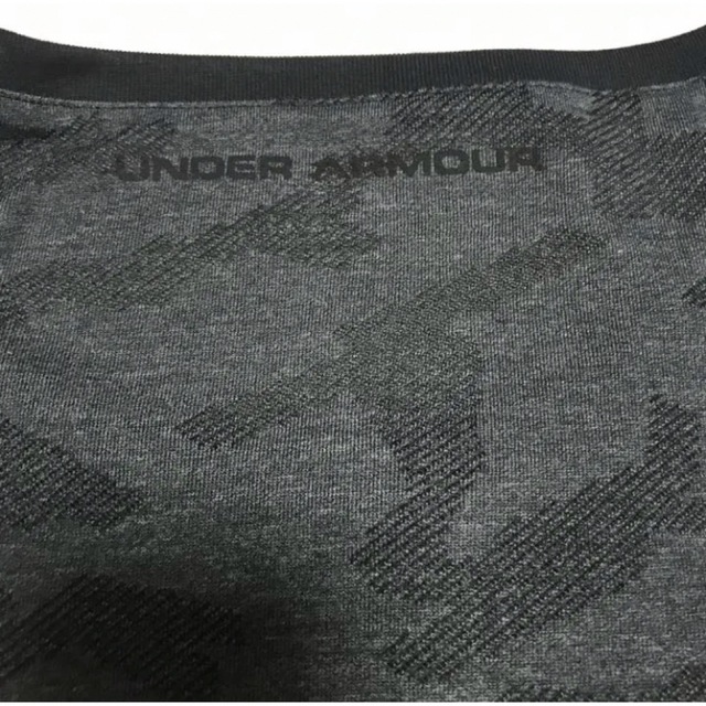 UNDER ARMOUR(アンダーアーマー)の送料無料 新品 underarmour THREADBORNE ELITE SL メンズのトップス(タンクトップ)の商品写真