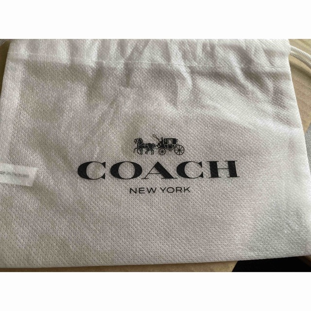 COACH(コーチ)のCOACH コーチ ティーローズ ウィロウ バッグチャーム キーホルダー レディースのファッション小物(キーホルダー)の商品写真