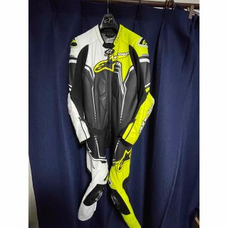 アルパインスターズ(alpinestars)のアルパインスターズ GPplusV2 1ピースツナギ 脊椎＋胸パッド付き(装備/装具)