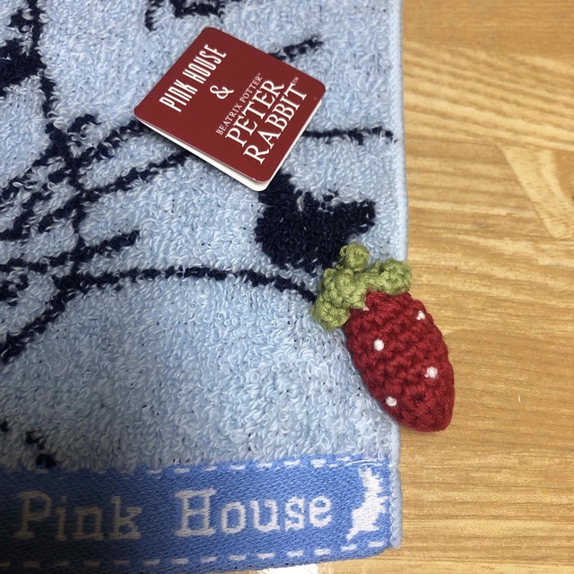 PINK HOUSE(ピンクハウス)の未使用　PINK HOUSE & PETER RABBIT タオルハンカチ レディースのファッション小物(ハンカチ)の商品写真