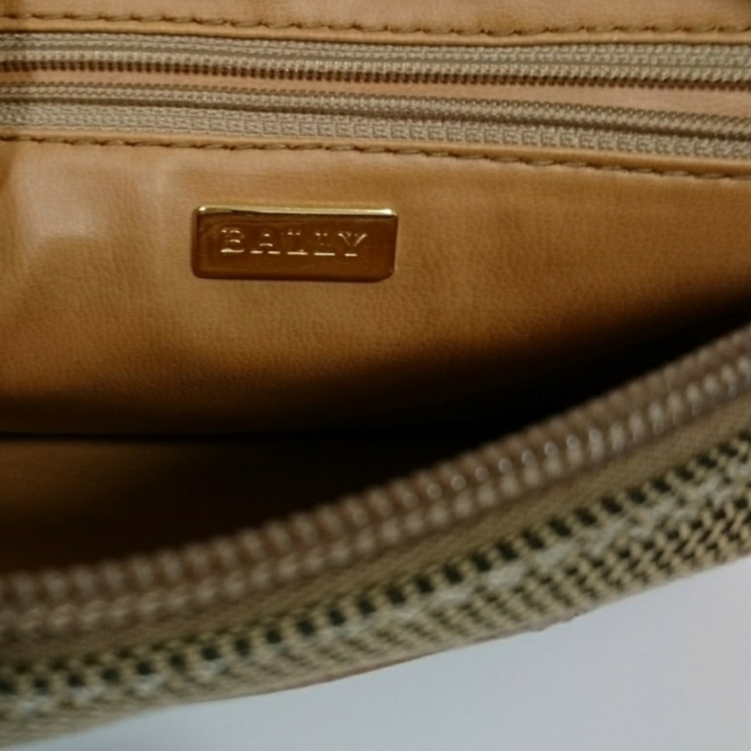 Bally(バリー)のBALLY クラッチバッグ セカンドバッグ ポーチ メンズのバッグ(セカンドバッグ/クラッチバッグ)の商品写真