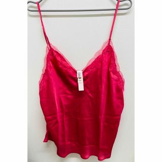 ヴィクトリアズシークレット(Victoria's Secret)の新品未使用Victoria’s Secret キャミソール・フレアショーツセット(その他)