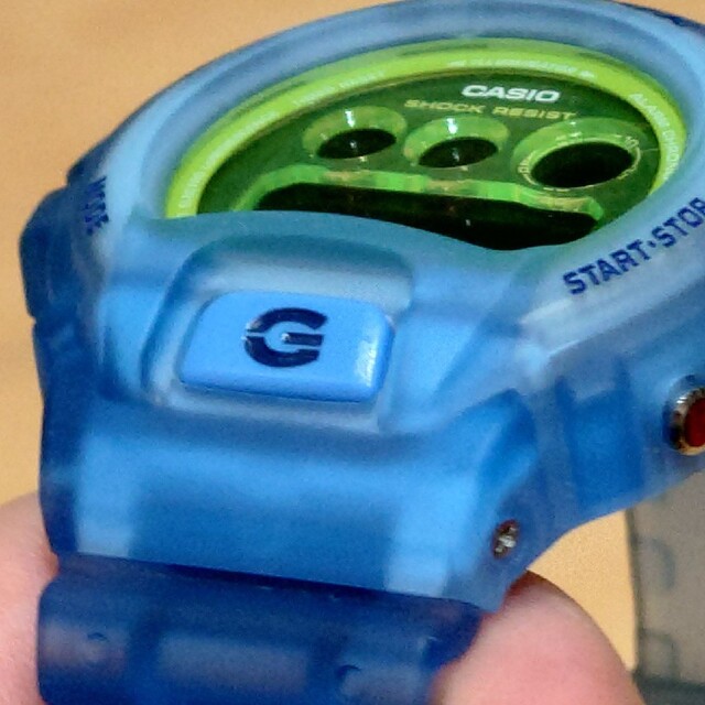 G-SHOCK(ジーショック)の※送料無料※【G-SHOCK】DW-6900LS-2JF【Gショック】 メンズの時計(腕時計(デジタル))の商品写真