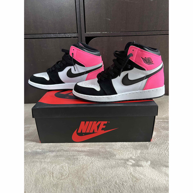 Air Jordan 1 Retro High Valentine's Day