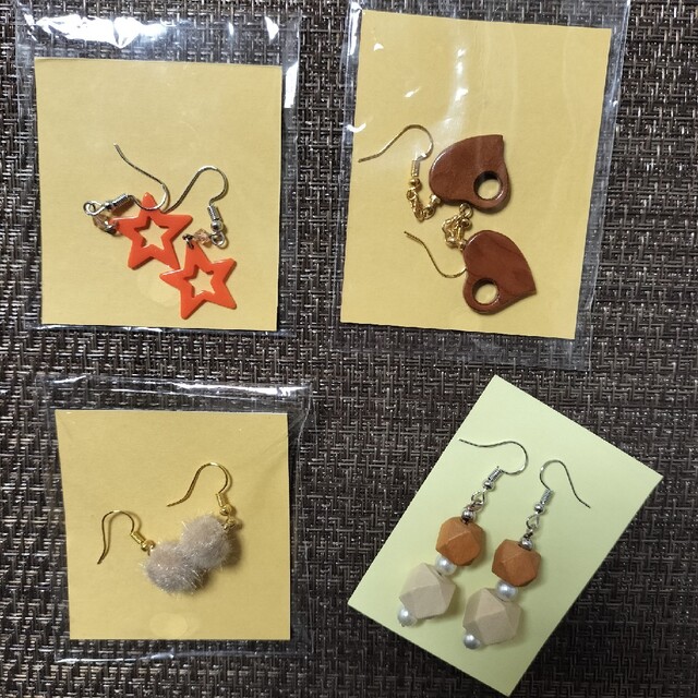 ピアス3点+1点おまけの通販 by 佐伯's shop|ラクマ