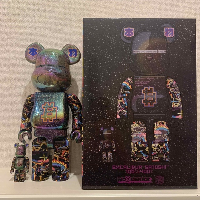 BE@RBRICK(ベアブリック)のBE@RBRICK EXCALIBUR "SATOSHI" 100％ 400％ エンタメ/ホビーのフィギュア(その他)の商品写真