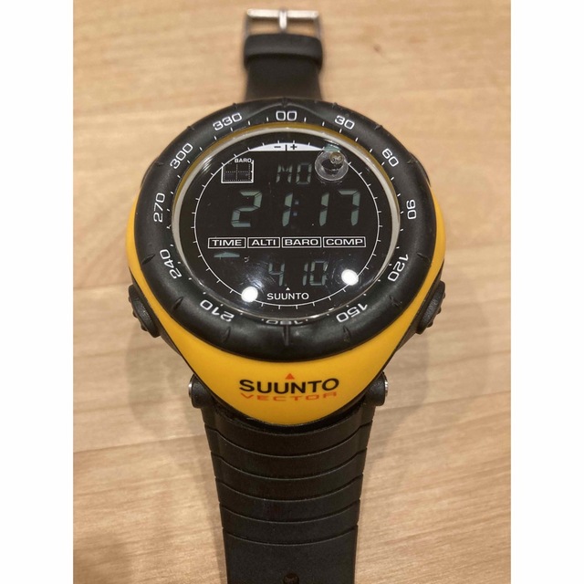 SUUNTO VECTOR イエロー スント ベクターコア レガッタ コア 経典 51.0