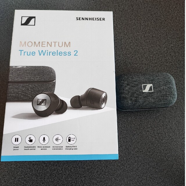 SENNHEISER(ゼンハイザー)のMOMENTUM True Wireless 2 M3IETW2 BLACK スマホ/家電/カメラのオーディオ機器(ヘッドフォン/イヤフォン)の商品写真