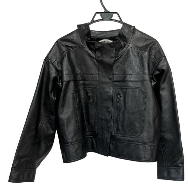 高質で安価 VALENTINO - バレンチノ ブルゾン サイズ38 M美品 - 黒