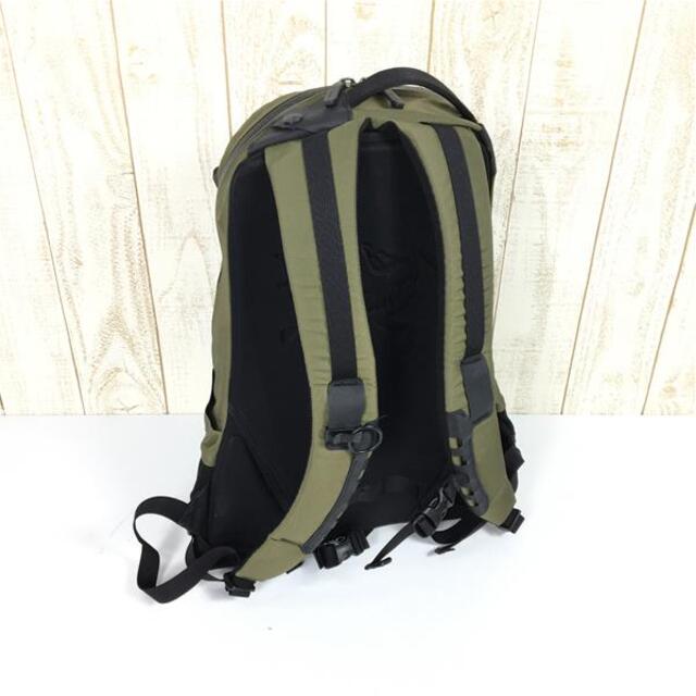 アークテリクス アロー 16 Arro 16L バックパック デイパック ARCTERYX 24018 Wildwood カーキ系