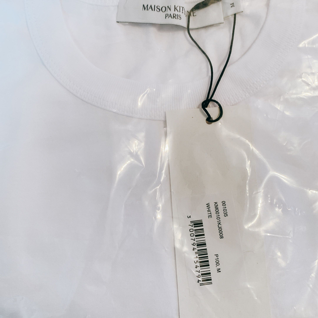 MAISON KITSUNE'(メゾンキツネ)のりたさま用メゾンキツネ ダブル モノクローム フォックスヘッド パッチ Tシャツ メンズのトップス(Tシャツ/カットソー(半袖/袖なし))の商品写真