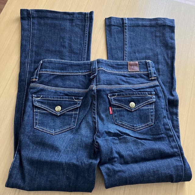 Levi's(リーバイス)のリーバイス　ジーンズ レディースのパンツ(デニム/ジーンズ)の商品写真