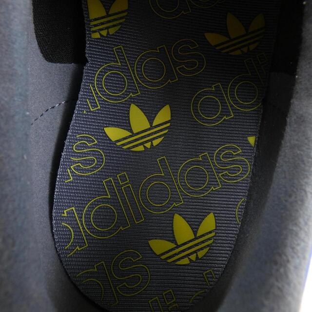 アディダス ADIDAS スニーカー