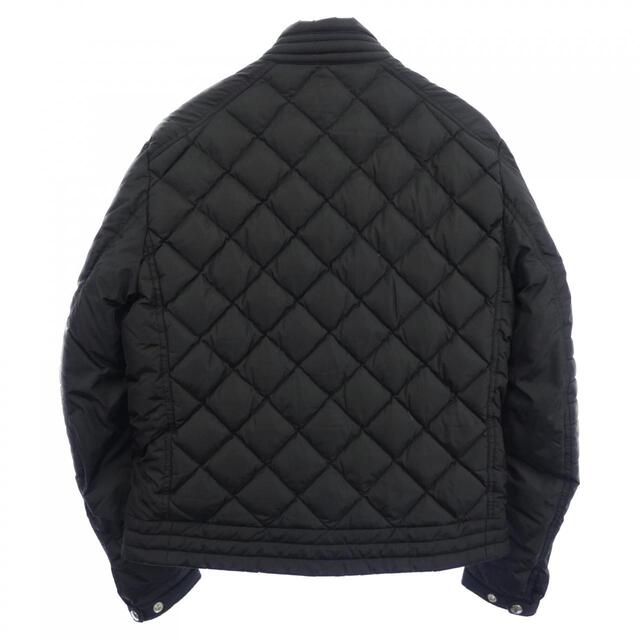 モンクレール MONCLER ダウンジャケット