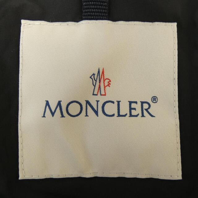 モンクレール MONCLER ダウンジャケット