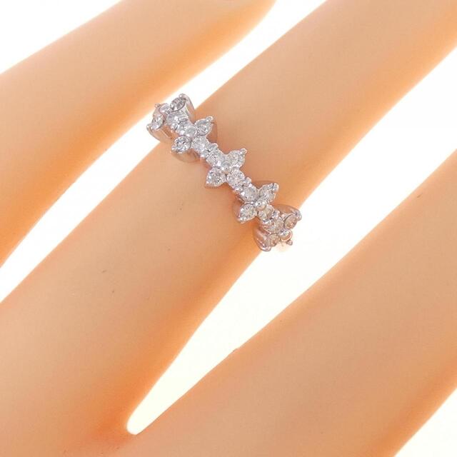 K18WG フラワー ダイヤモンド リング 0.30CT 3