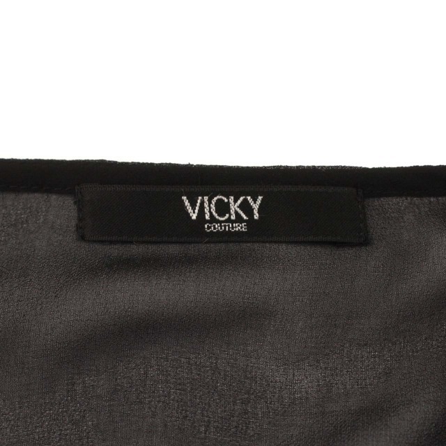 VICKY(ビッキー)のビッキー ブラウス プルオーバー シアー バタフライスリーブ ビジュー M 黒 レディースのトップス(シャツ/ブラウス(半袖/袖なし))の商品写真