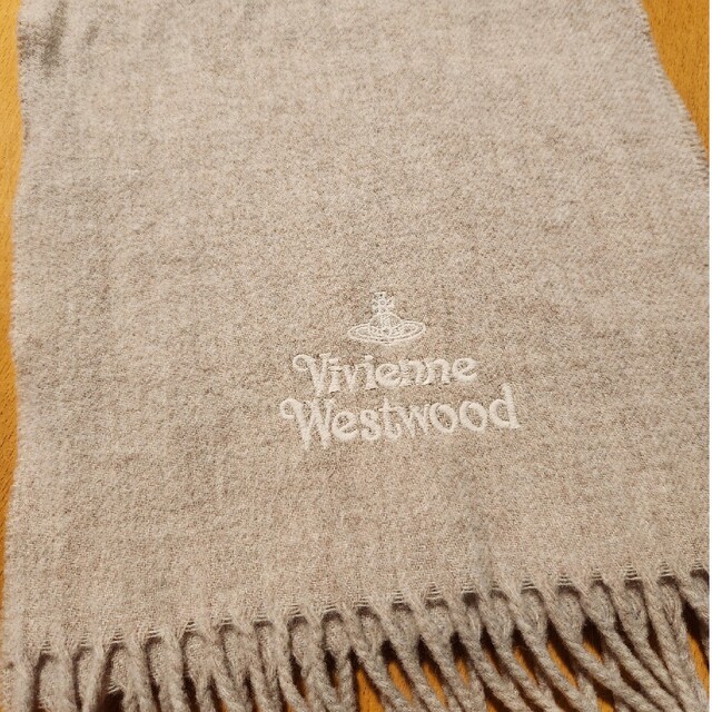 Vivienne Westwood(ヴィヴィアンウエストウッド)の【かおん様専用】Vivienne Westwood　マフラー レディースのファッション小物(マフラー/ショール)の商品写真