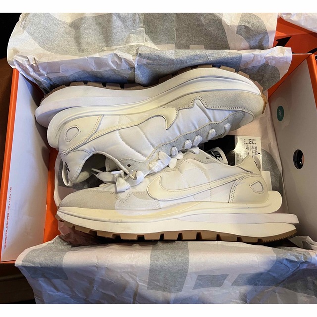 美品 SACAI NIKE VAPORWAFFLE White Gum 27.5 ランキングや新製品