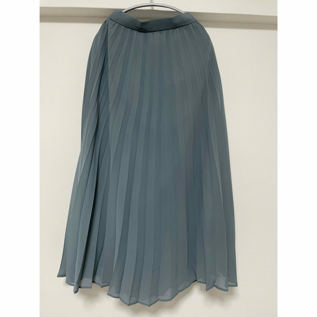 GU(ジーユー)のプリーツロングスカート gu ブルー レディースのスカート(ロングスカート)の商品写真