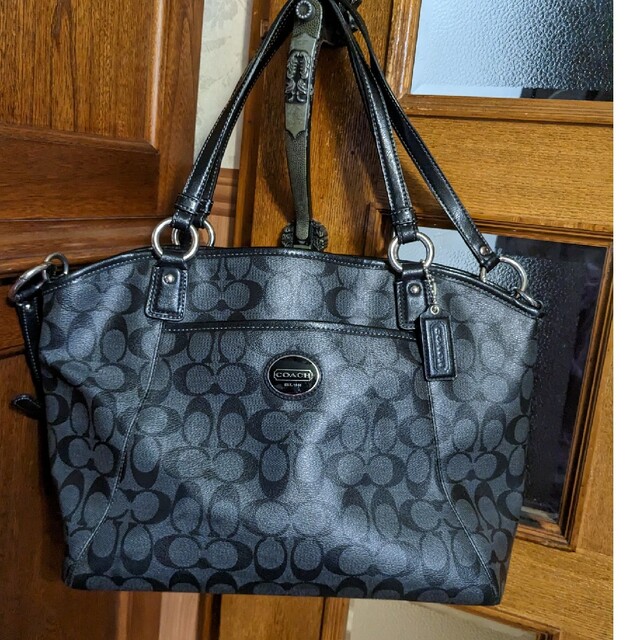 COACH - Coach A4サイズバッグ(ショルダー付き)の通販 by みたらし ... COACH A4サイズバック