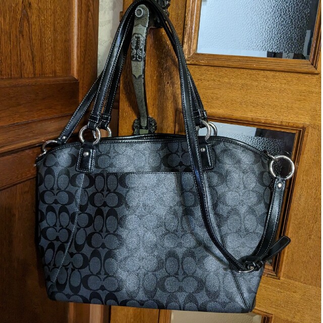 COACH - Coach A4サイズバッグ(ショルダー付き)の通販 by みたらし ... COACH A4サイズバック