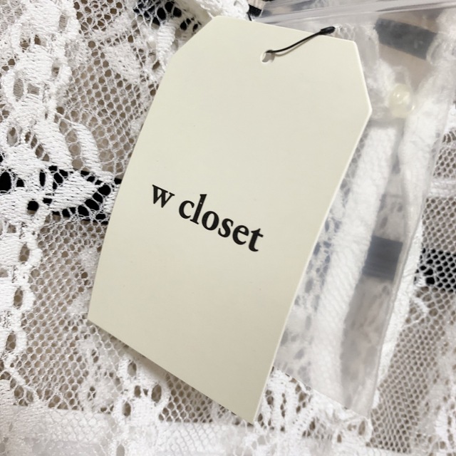 w closet(ダブルクローゼット)のw closet  レーストップス  新品 レディースのトップス(シャツ/ブラウス(半袖/袖なし))の商品写真