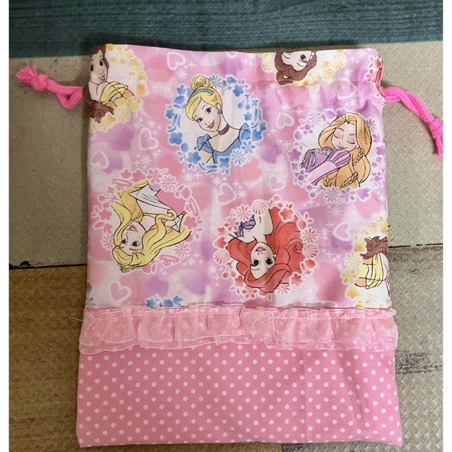 新品 ハンドメイド プリンセス 女の子 25×20 給食袋 巾着袋 ピンク ハンドメイドのキッズ/ベビー(外出用品)の商品写真