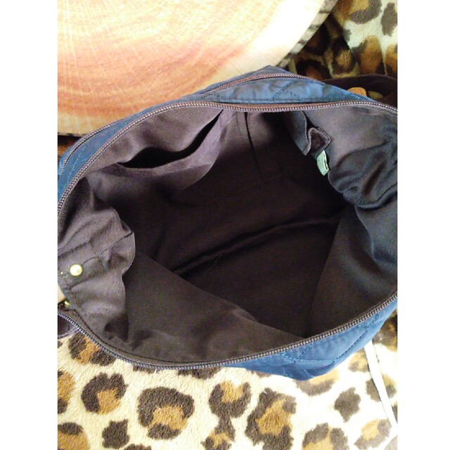 ミニショルダーバックキルティング紺 メンズのバッグ(ショルダーバッグ)の商品写真