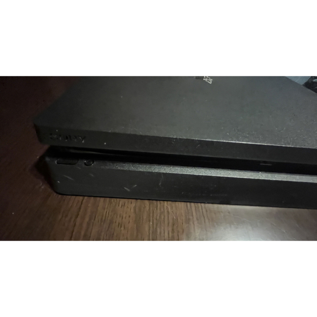 PS4 CUH-2000A 本体