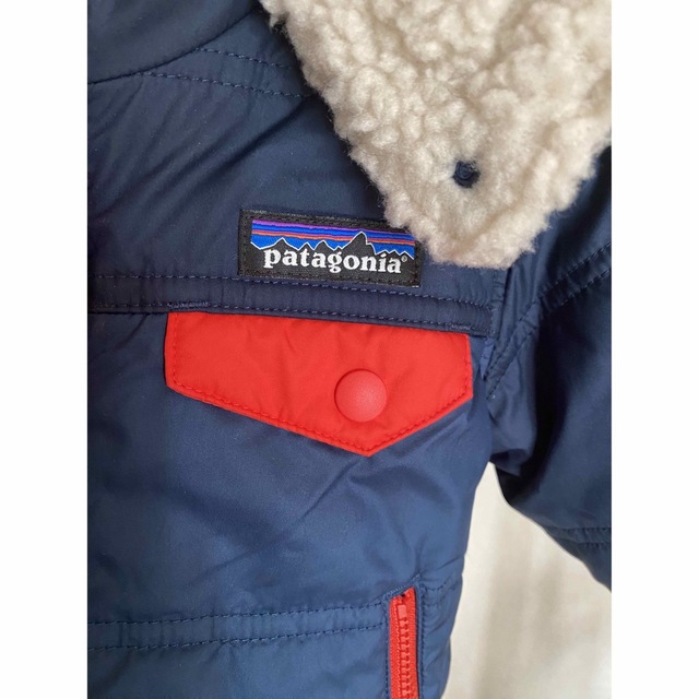 patagonia(パタゴニア)のパタゴニアリバーシブルトリブルズフーディ（ベビー） キッズ/ベビー/マタニティのベビー服(~85cm)(ジャケット/コート)の商品写真