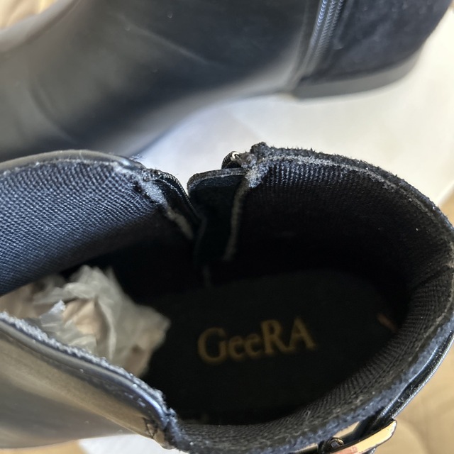 GeeRA(ジーラ)のレディース　ショートブーツ レディースの靴/シューズ(ブーツ)の商品写真