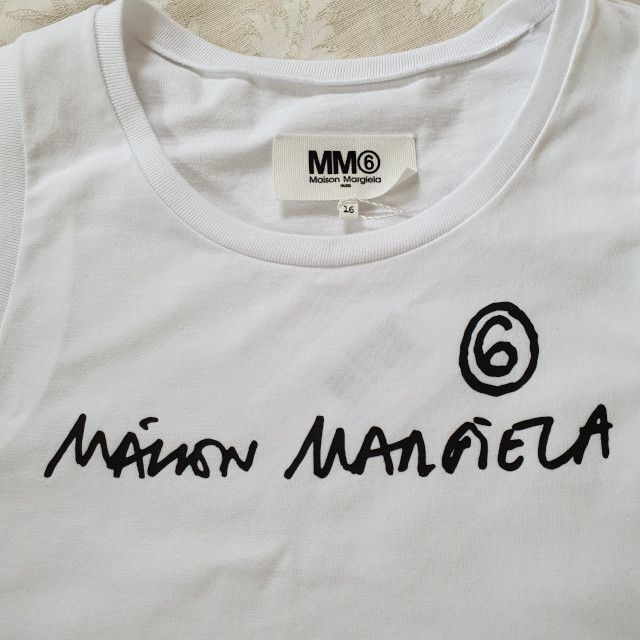 MM6(エムエムシックス)のかな様専用☆新品MM6MAISON MARGIELA プリーツワンピース16Y キッズ/ベビー/マタニティのキッズ服女の子用(90cm~)(ワンピース)の商品写真