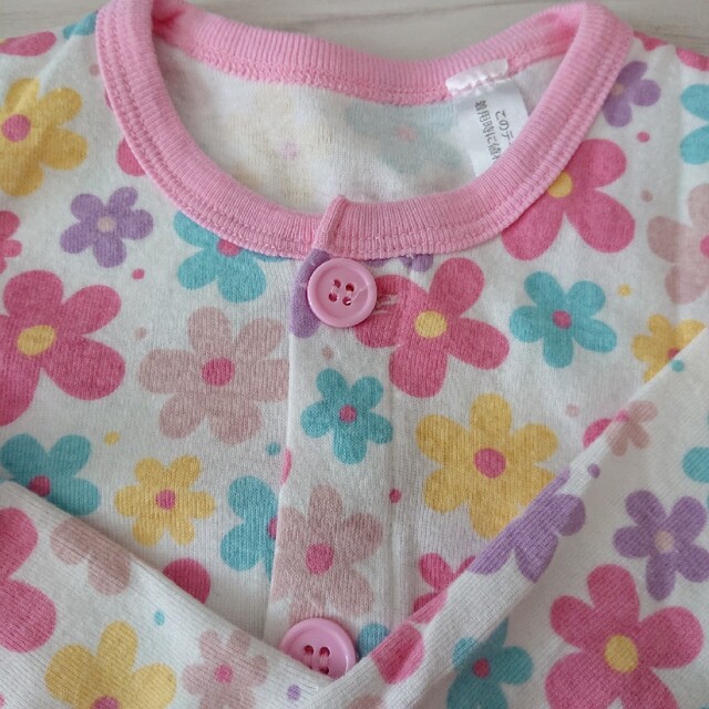 しまむら(シマムラ)のパジャマ 100㎝ 女の子 花柄 ピンク 長袖 薄手 キッズ/ベビー/マタニティのキッズ服女の子用(90cm~)(パジャマ)の商品写真