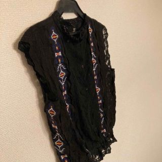 アングリッド(Ungrid)のUNGRID カラー刺繍レースブラウス　アングリッド(シャツ/ブラウス(半袖/袖なし))